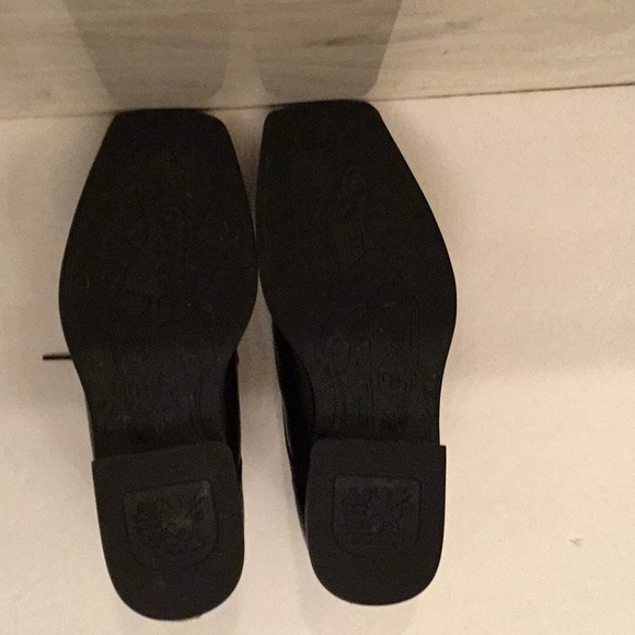 Men’s dress shoes - Picture 2 of 3